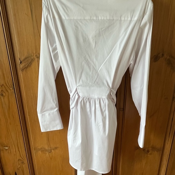 White blouse by Ravel. Never worn. Size XL. - Picture 4 of 4